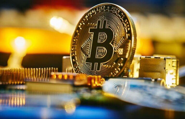 What Is Bitcoin A Clear Guide to Understanding Digital Currency What Is Bitcoin A Clear Guide