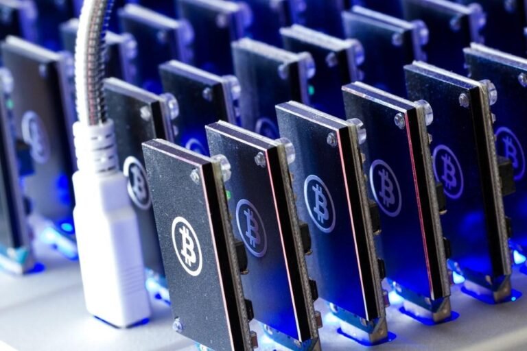 Bitcoin Mining Profitability Calculator 2025