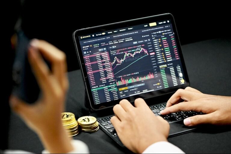 Earn Bitcoin Through Trading Platforms