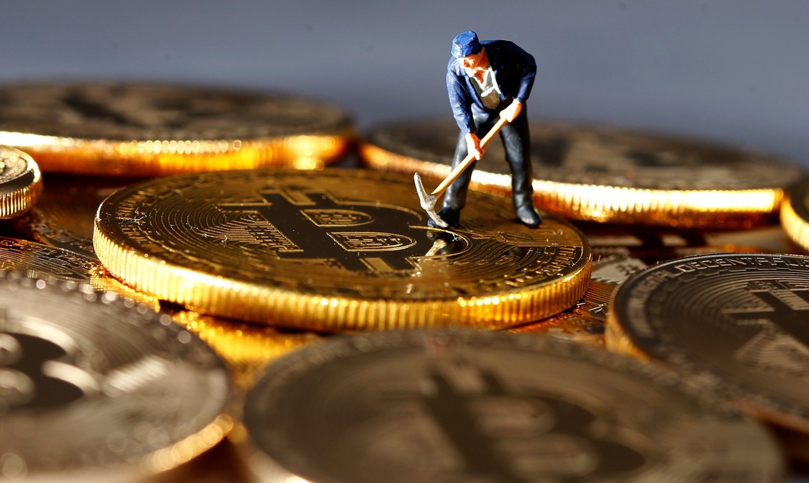 Types of Paid Bitcoin Market News Analysis Services